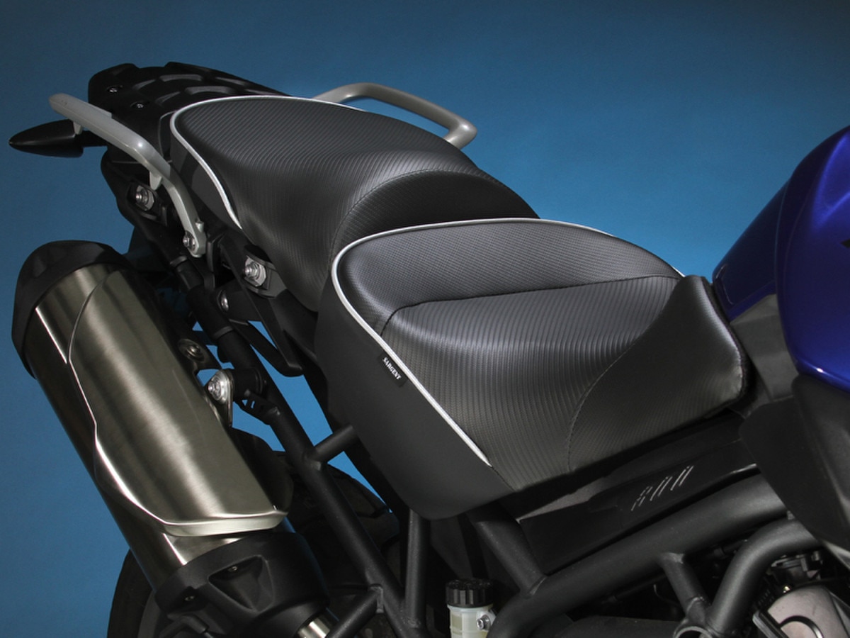 TRIUMPH TIGER 800/800 XC (2011-19) - World Sport Adventure Touring Seat, Silver Welt